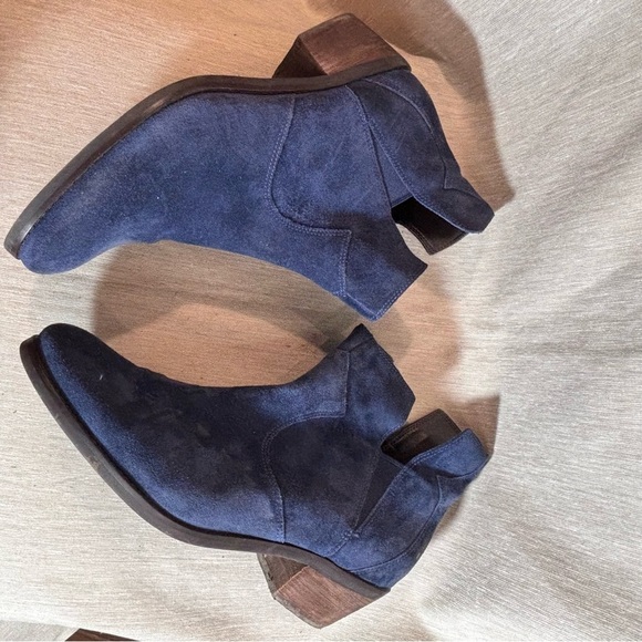 COLE HAAN Sz  10.5B Grand øs Suede Pull On Stacked Heel Almond Toe Ankle Boots - Picture 4 of 11